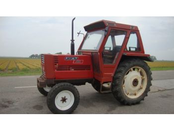 Traktor FIAT 780: billede 1
