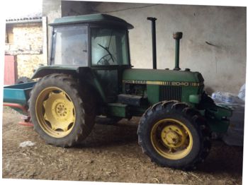 Traktor John Deere 2040: billede 1