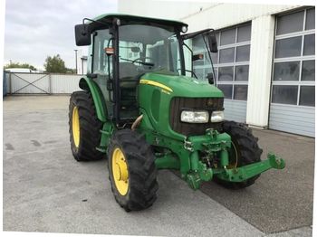 Traktor John Deere 5090R: billede 1
