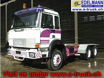 Iveco 260 30 H Zylinder: 6 - Lastbil chassis
