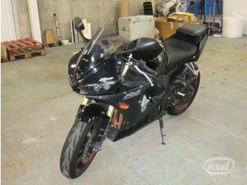 Yamaha YZF-R6 (Rep.objekt)  - Motorcykel
